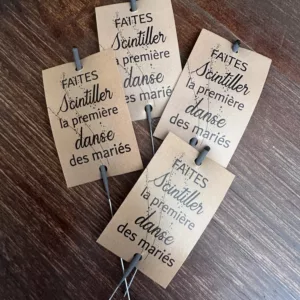 Cierge avec étiquette